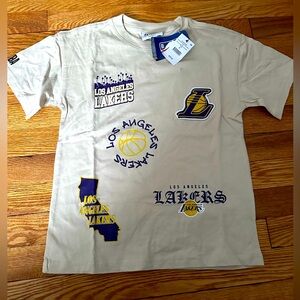 Boys NBA Lakers T Shirt Brand New With Tags Size 8
